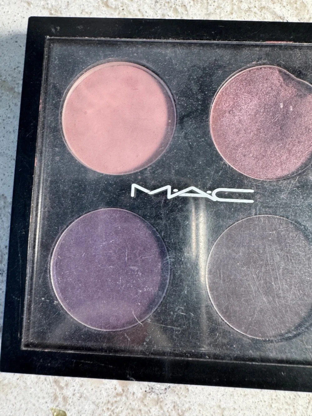 MAC Cosmetics Small Eyeshadow Passionate Quest Quad Limited Edition‎ Palette